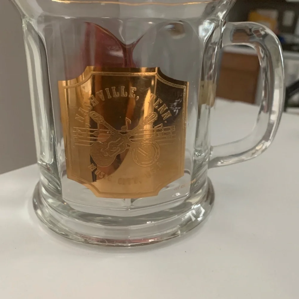 NWOT Nashville Tenn Music City Mug trimmed in 22k Gold - Picture 4 of 5